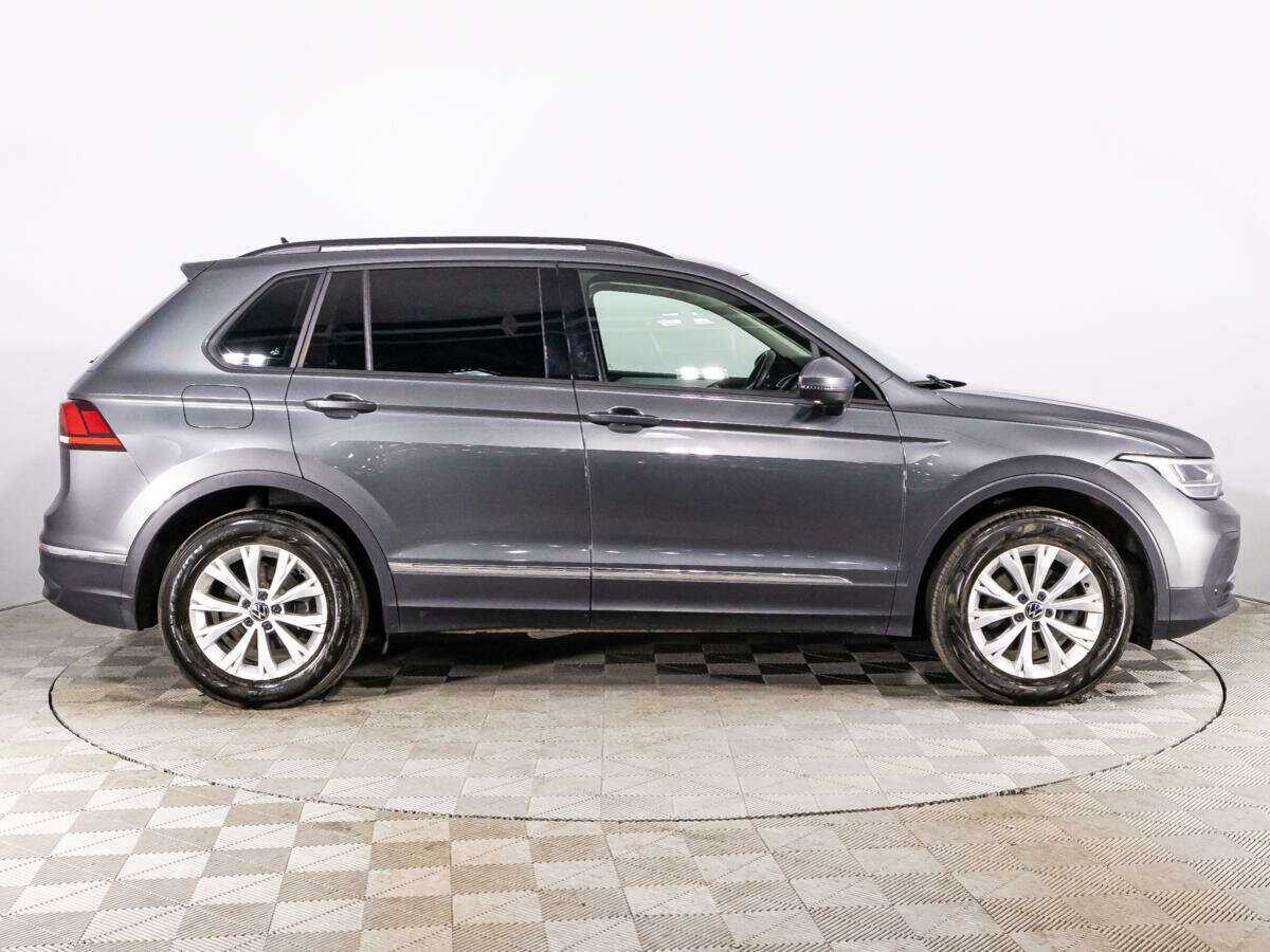 Volkswagen Tiguan, 2021 - 57 780 км. | Фото №4