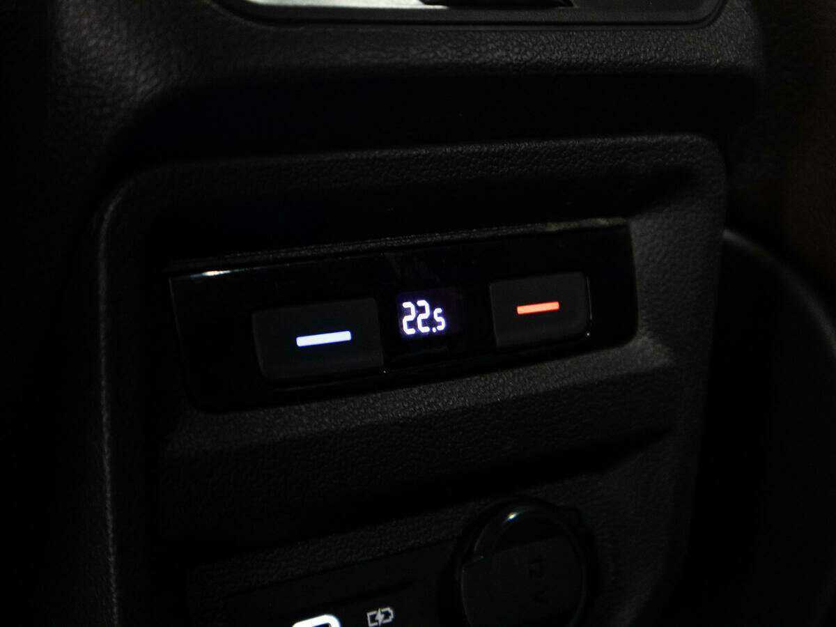 Volkswagen Tiguan, 2021 Фото №18