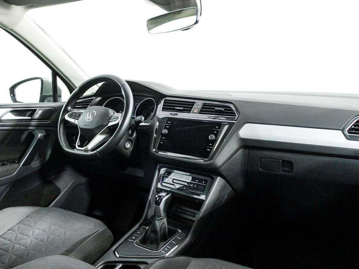 Volkswagen Tiguan, 2021 Фото №9