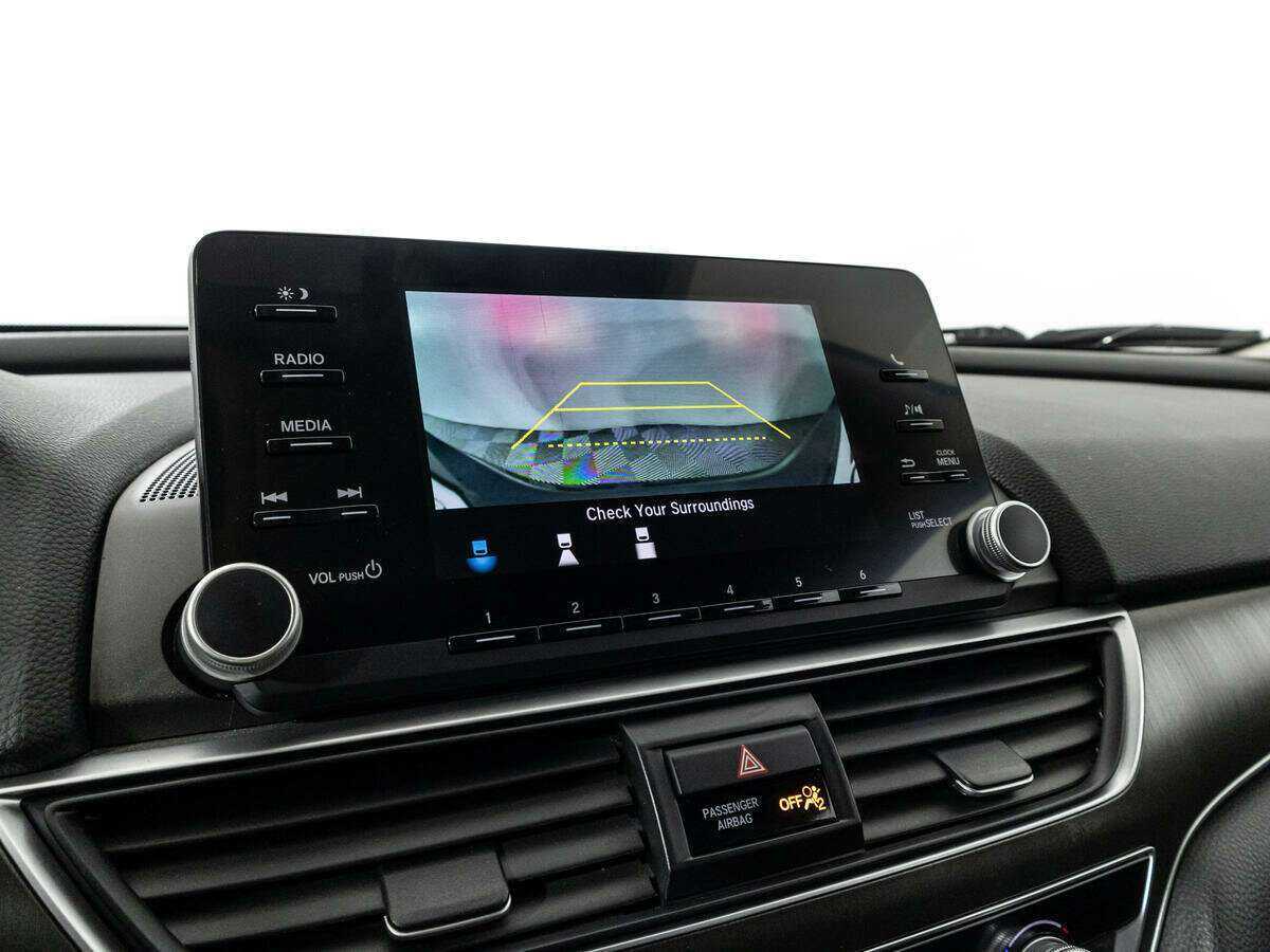 Honda Accord, 2018 Фото №16