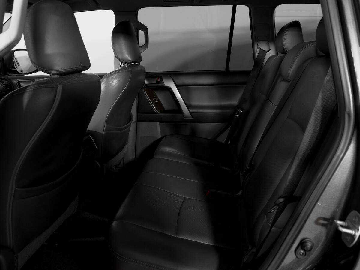 Toyota Land Cruiser Prado, 2012 Фото №10