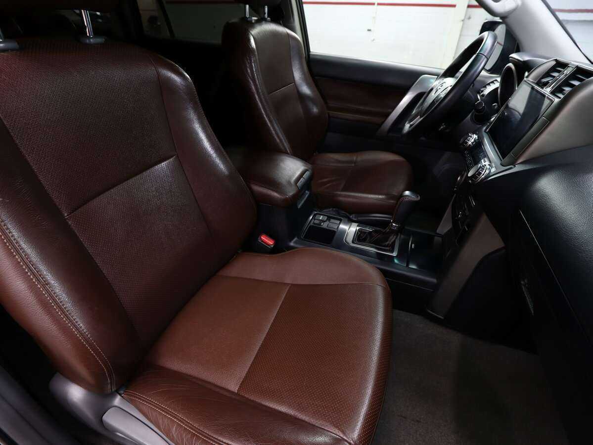 Toyota Land Cruiser Prado, 2013 Фото №11