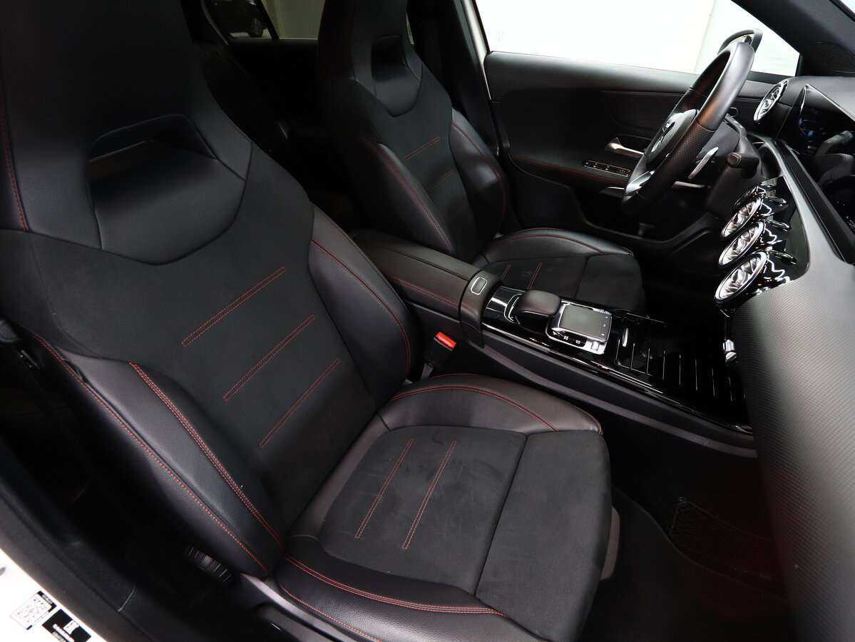 Mercedes-Benz A-Класс 200, 2019 Фото №14