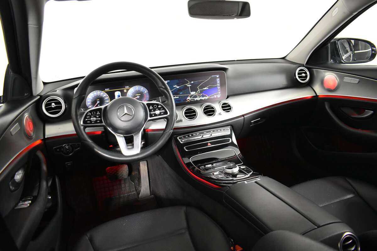 Mercedes-Benz E-Класс 200, 2018 Фото №9