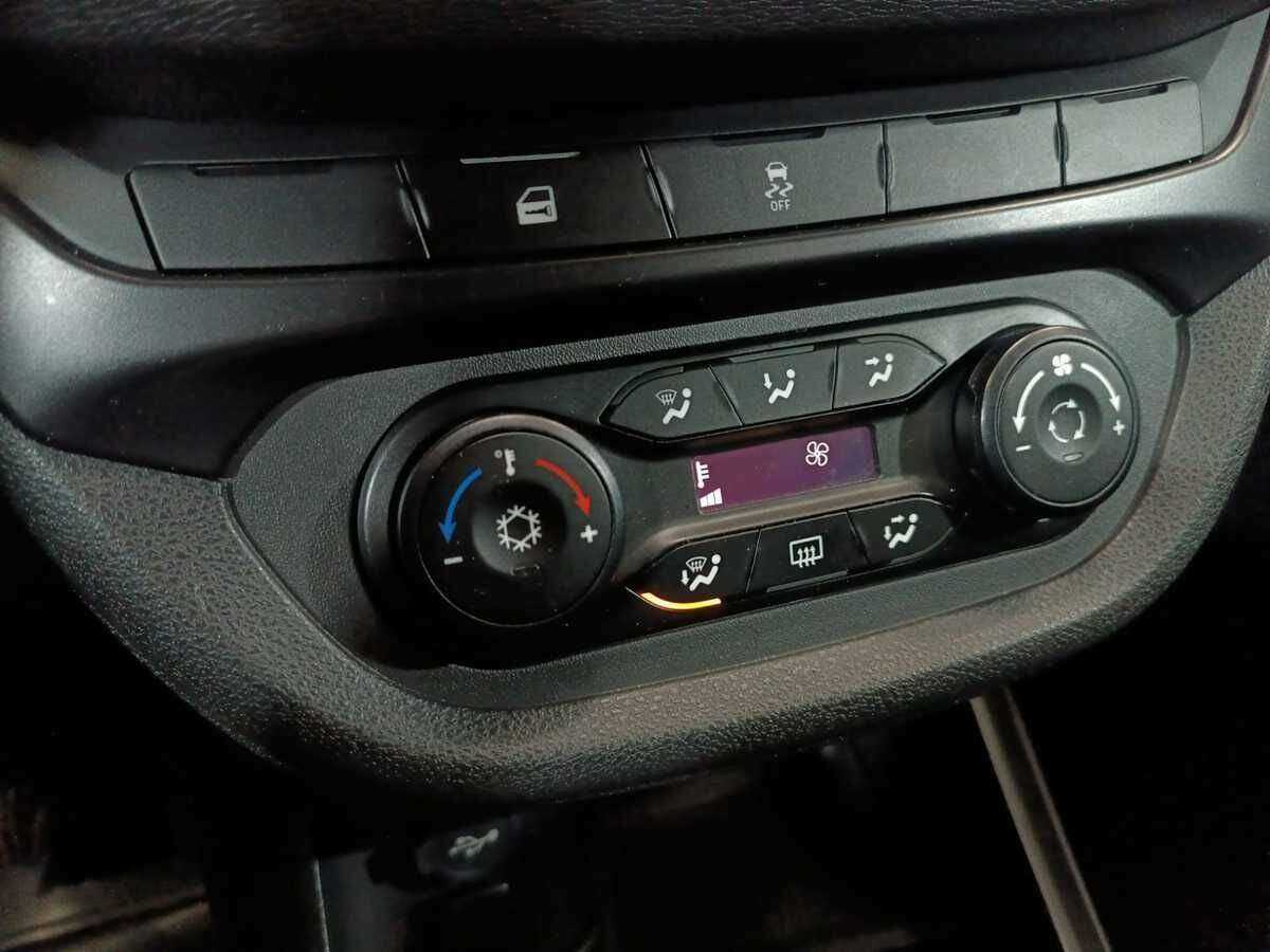 Lada (ВАЗ) Vesta, 2018 Фото №15