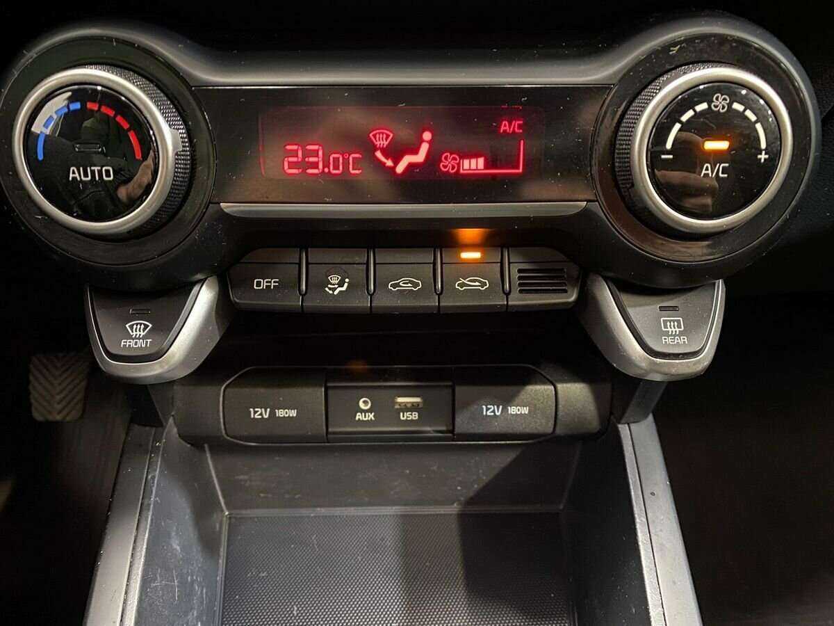 Kia Rio X-Line, 2019 Фото №15