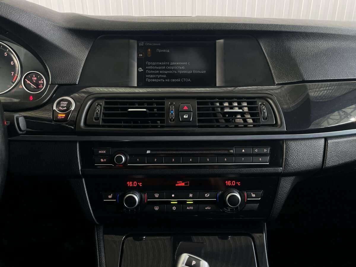 BMW 5 серии 520i, 2012 Фото №15