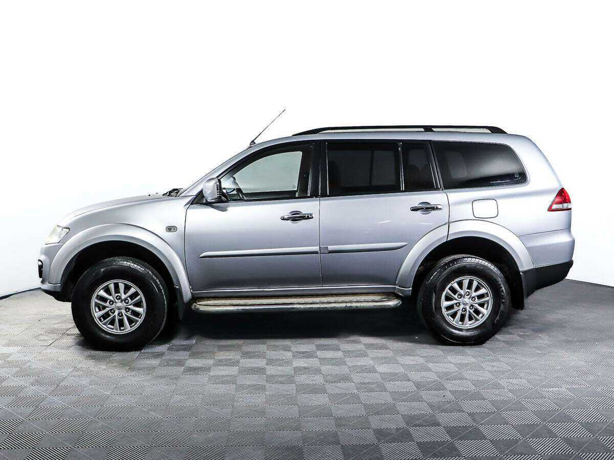 Mitsubishi Pajero Sport, 2014 Фото №8