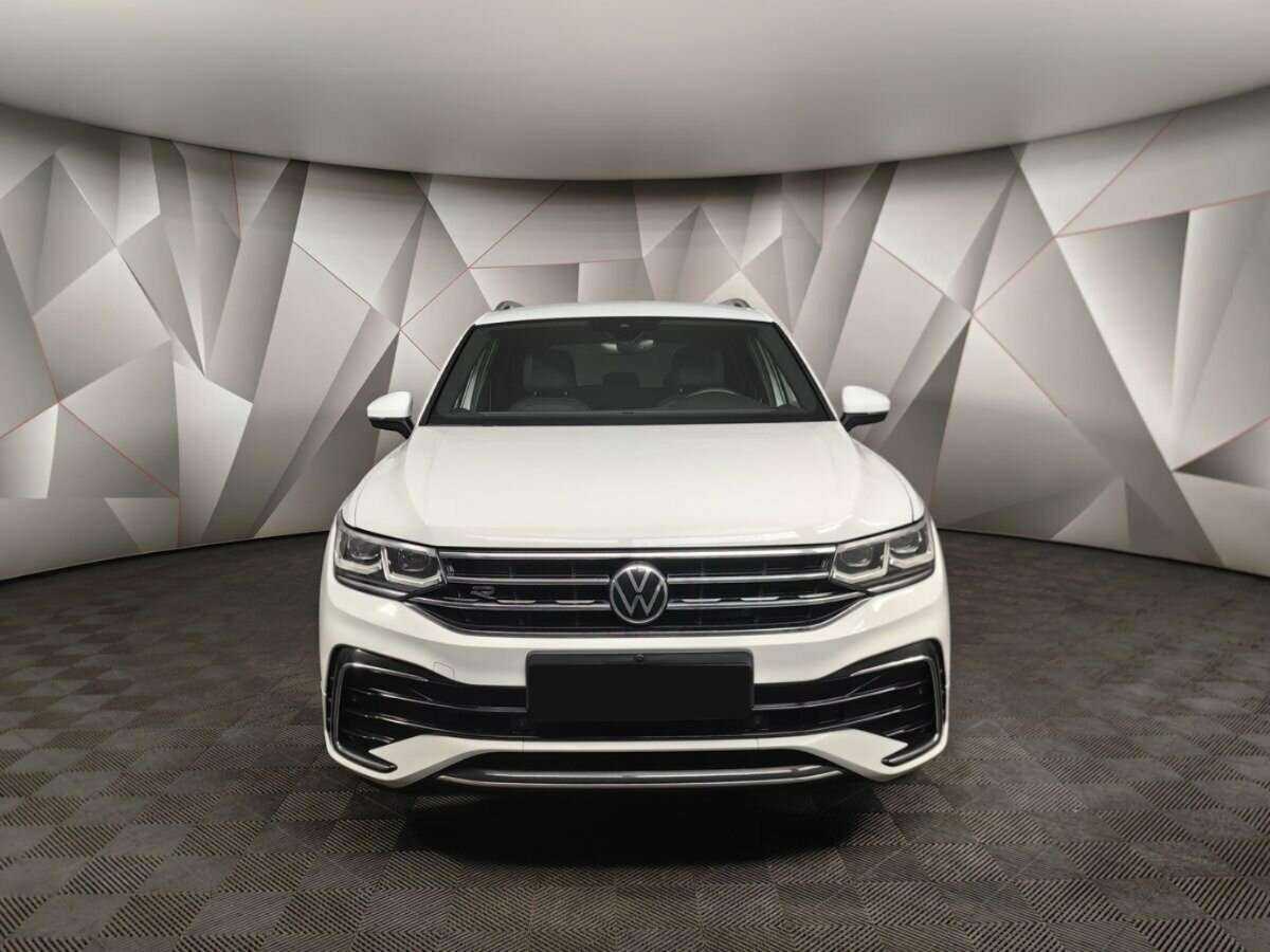 Volkswagen Tiguan, 2021 - 48 962 км. | Фото №7