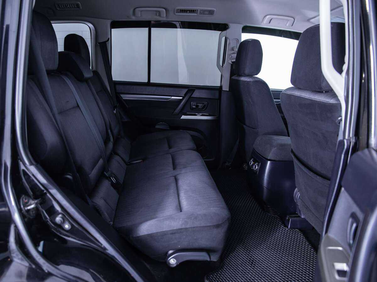 Mitsubishi Pajero, 2012 - 127 158 км. | Фото №6