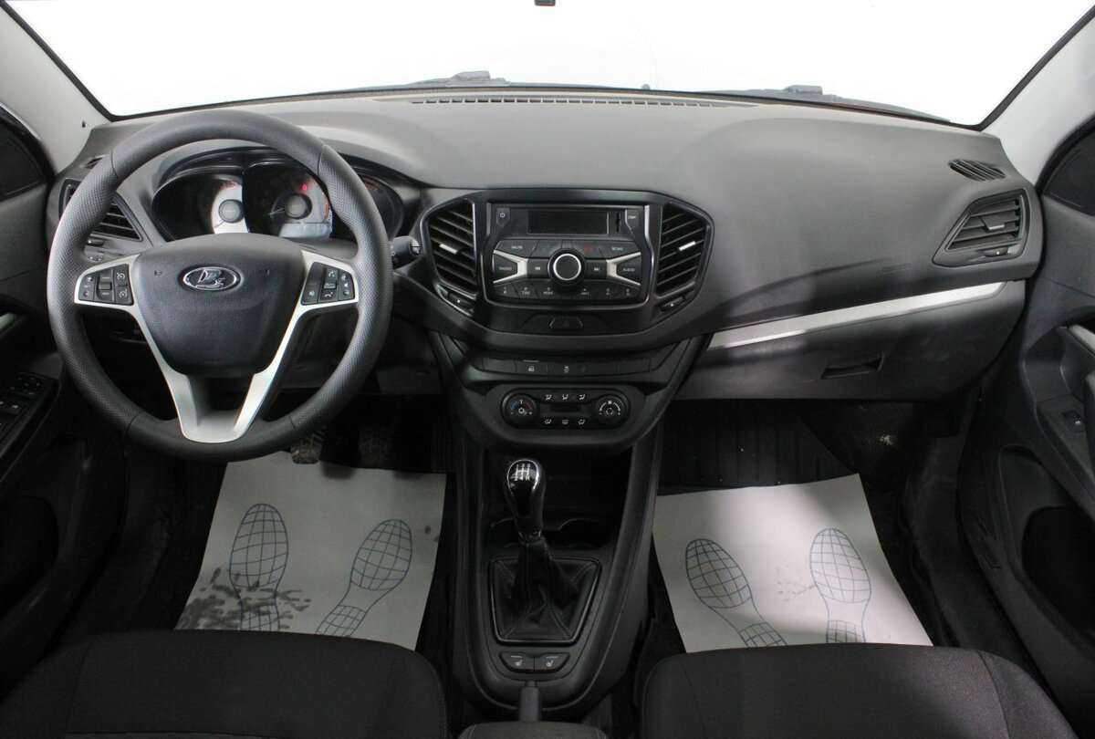 Lada (ВАЗ) Vesta SW, 2020 Фото №8