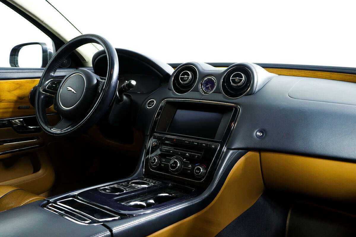 Jaguar XJ, 2013 Фото №9