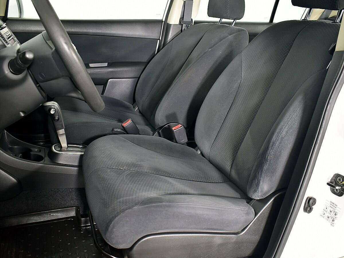 Nissan Tiida, 2013 Фото №8