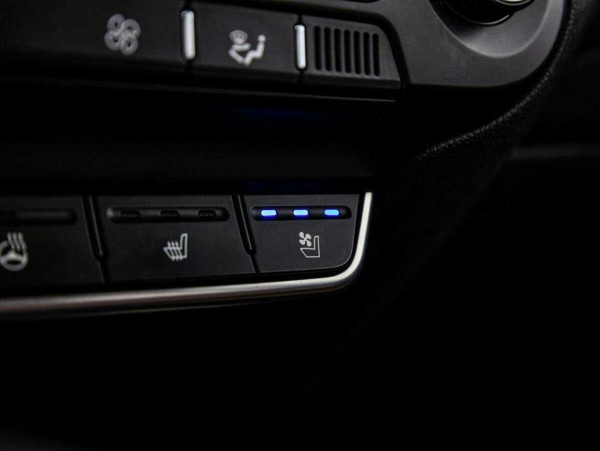 Kia Sorento, 2018 Фото №17