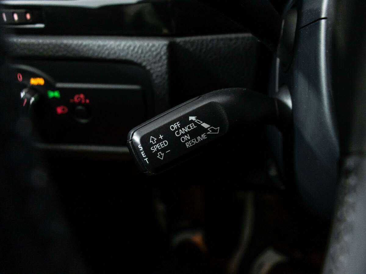 Volkswagen Touareg, 2012 Фото №23