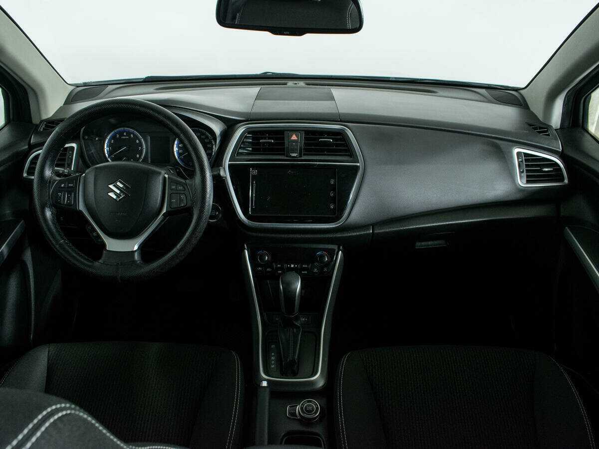 Suzuki SX4, 2018 Фото №12