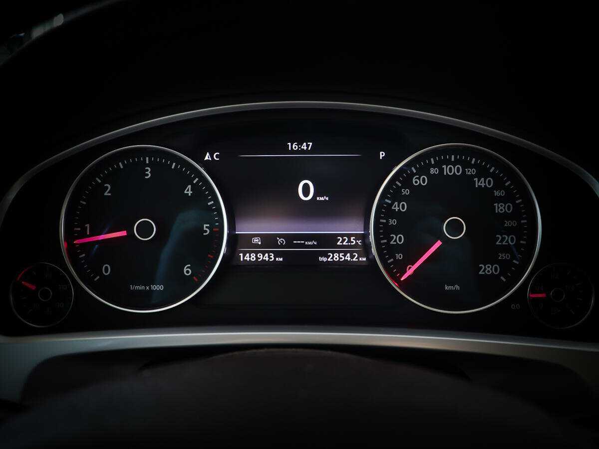 Volkswagen Touareg, 2014 Фото №14