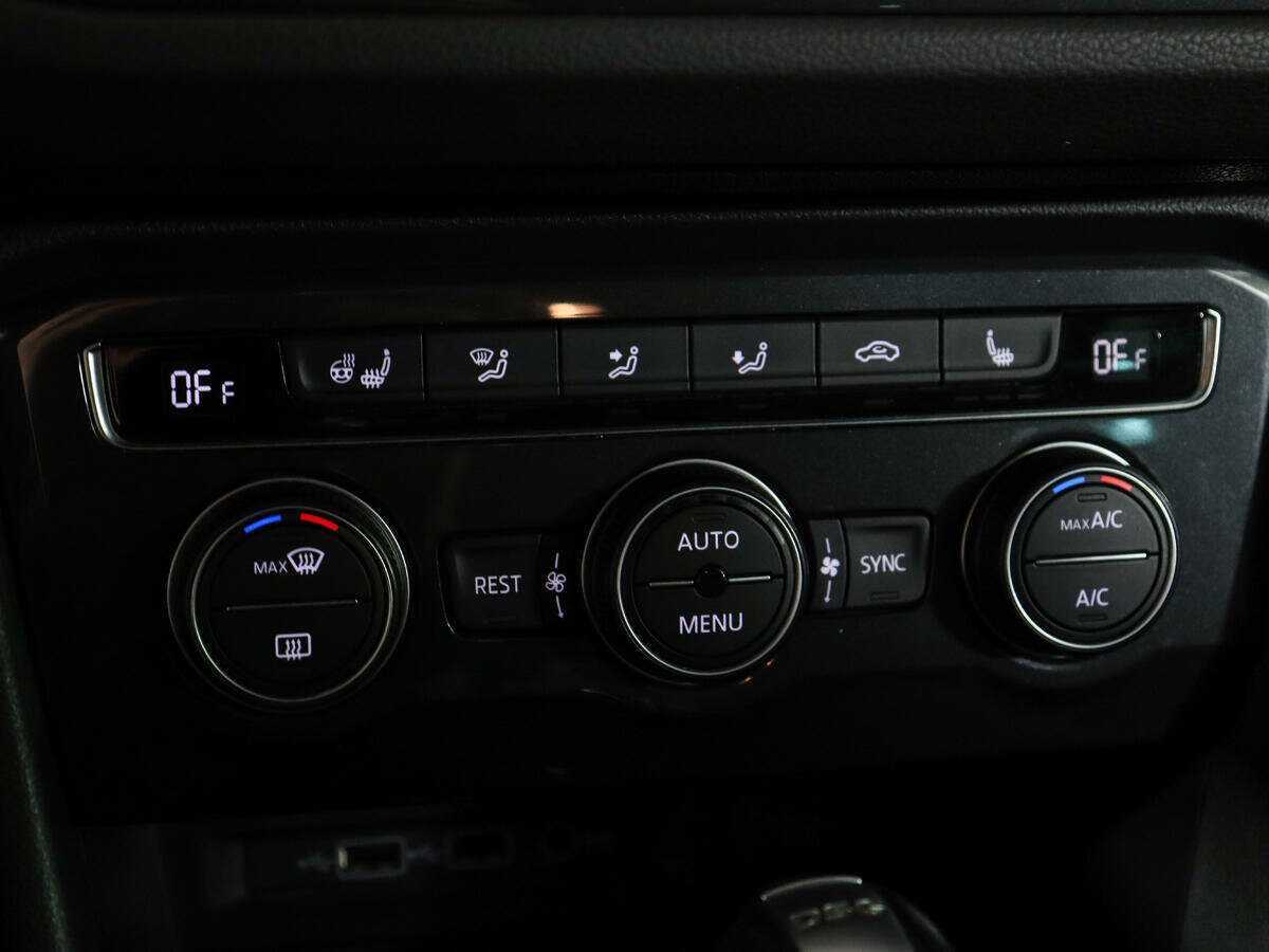 Volkswagen Tiguan L, 2019 Фото №20