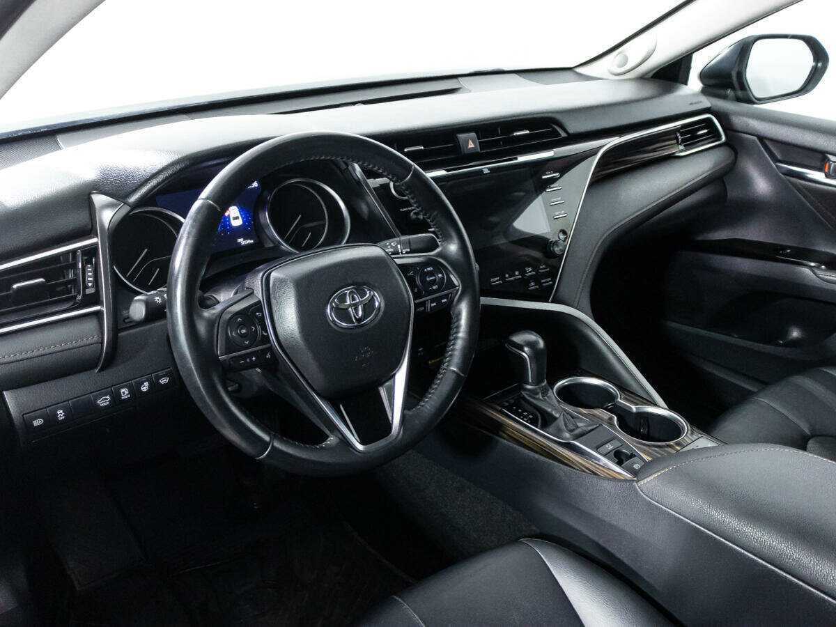 Toyota Camry, 2020 Фото №11