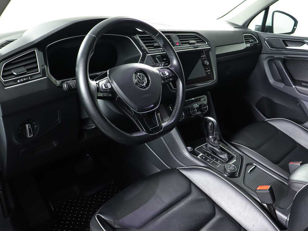 Volkswagen Tiguan, 2017 Фото №13