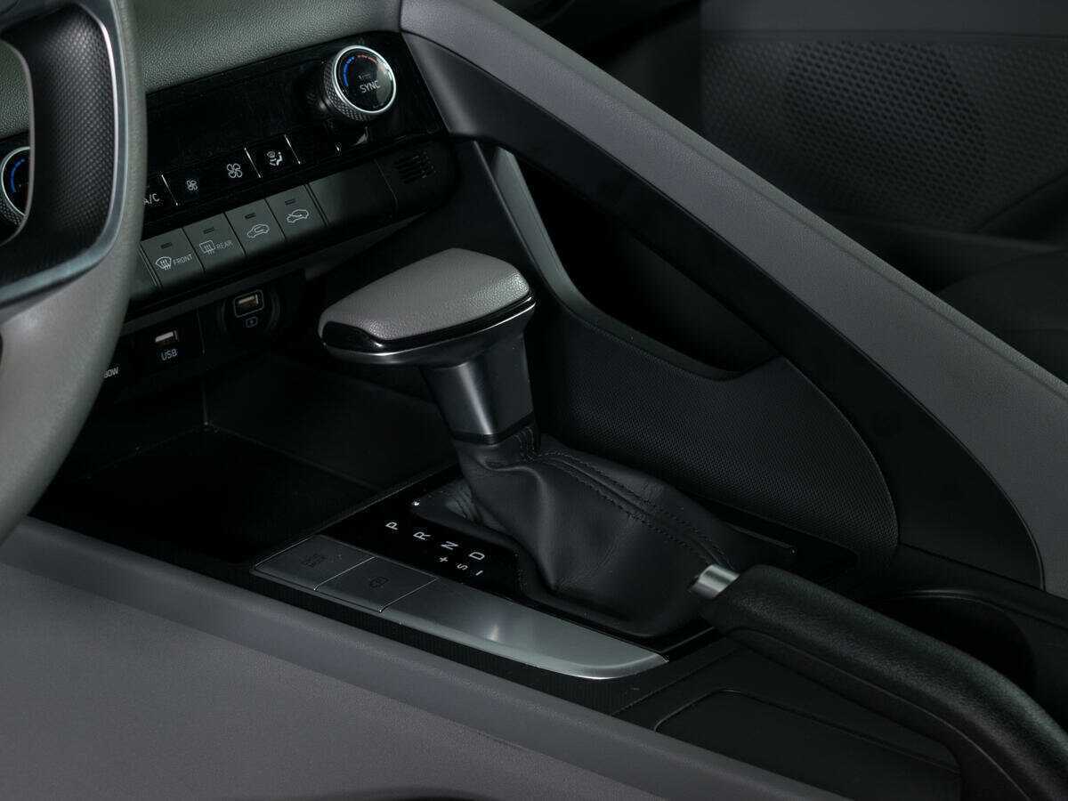 Hyundai Elantra, 2021 Фото №16