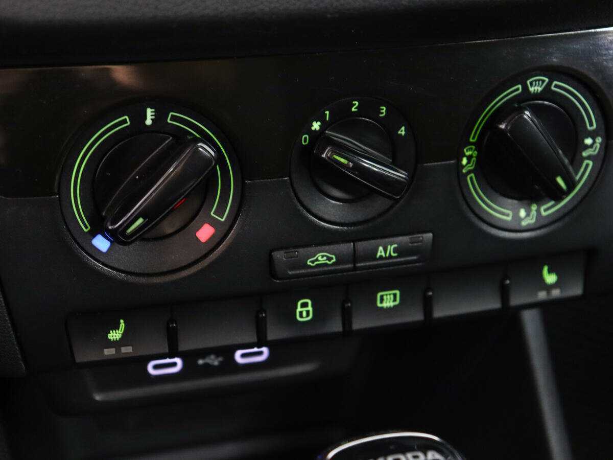 Skoda Rapid, 2021 Фото №18