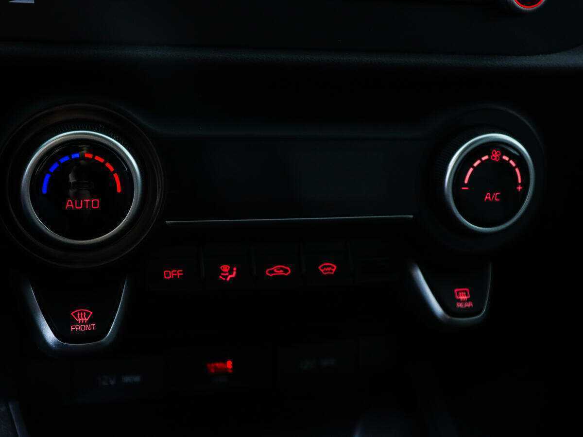 Kia Rio, 2021 Фото №13