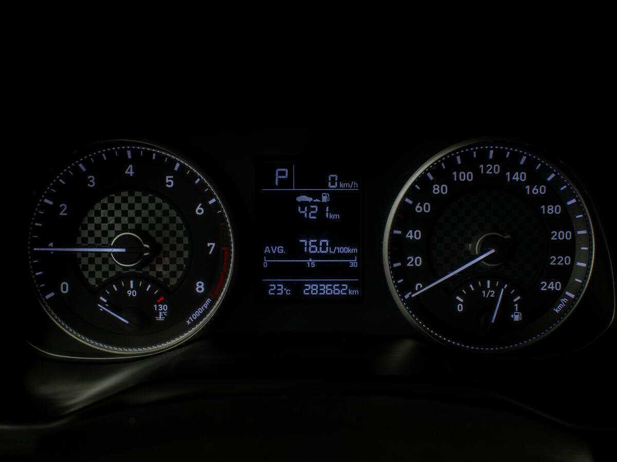 Hyundai Elantra, 2019 Фото №12