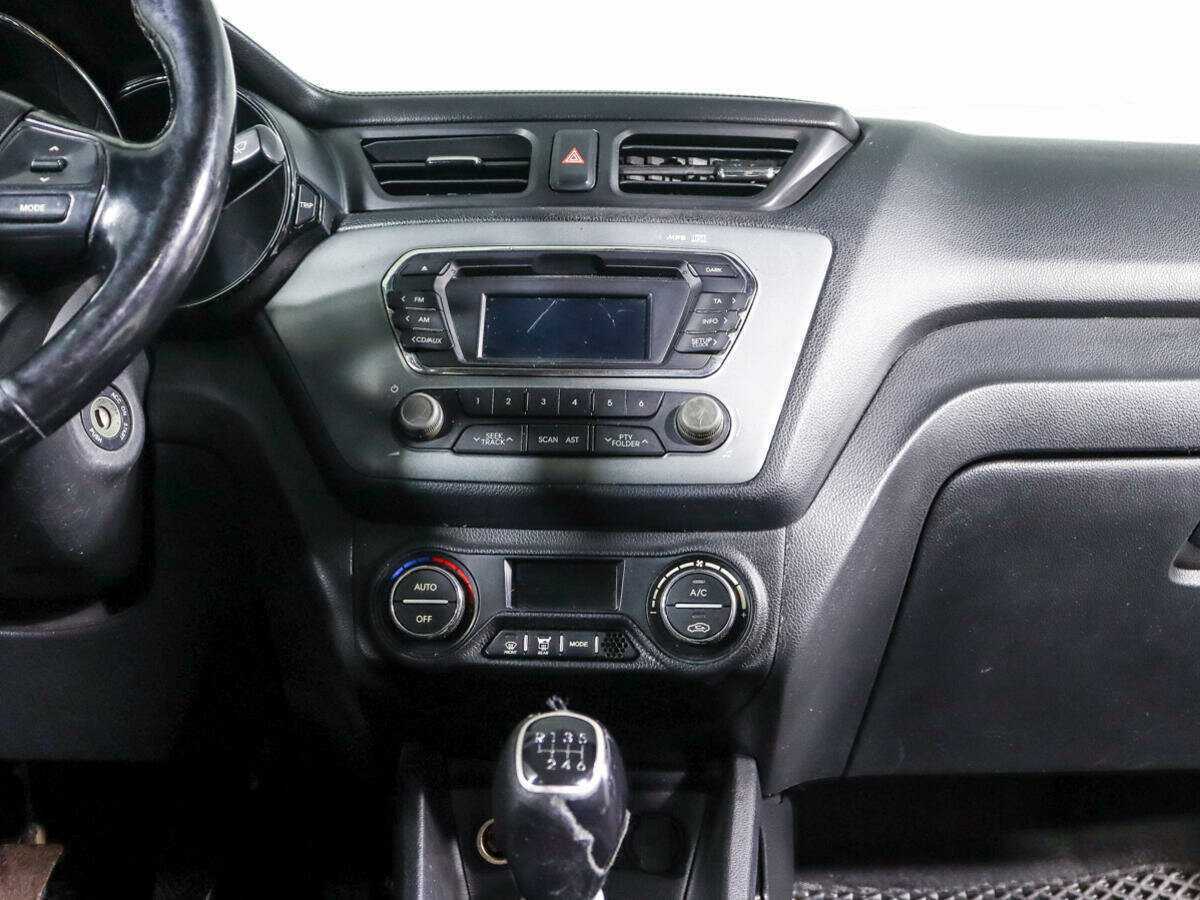 Kia Rio 6-speed, 2014 Фото №13