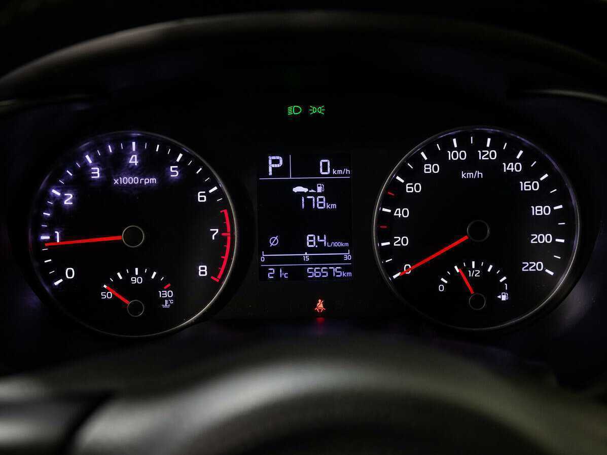 Kia Rio X-Line, 2017 Фото №12