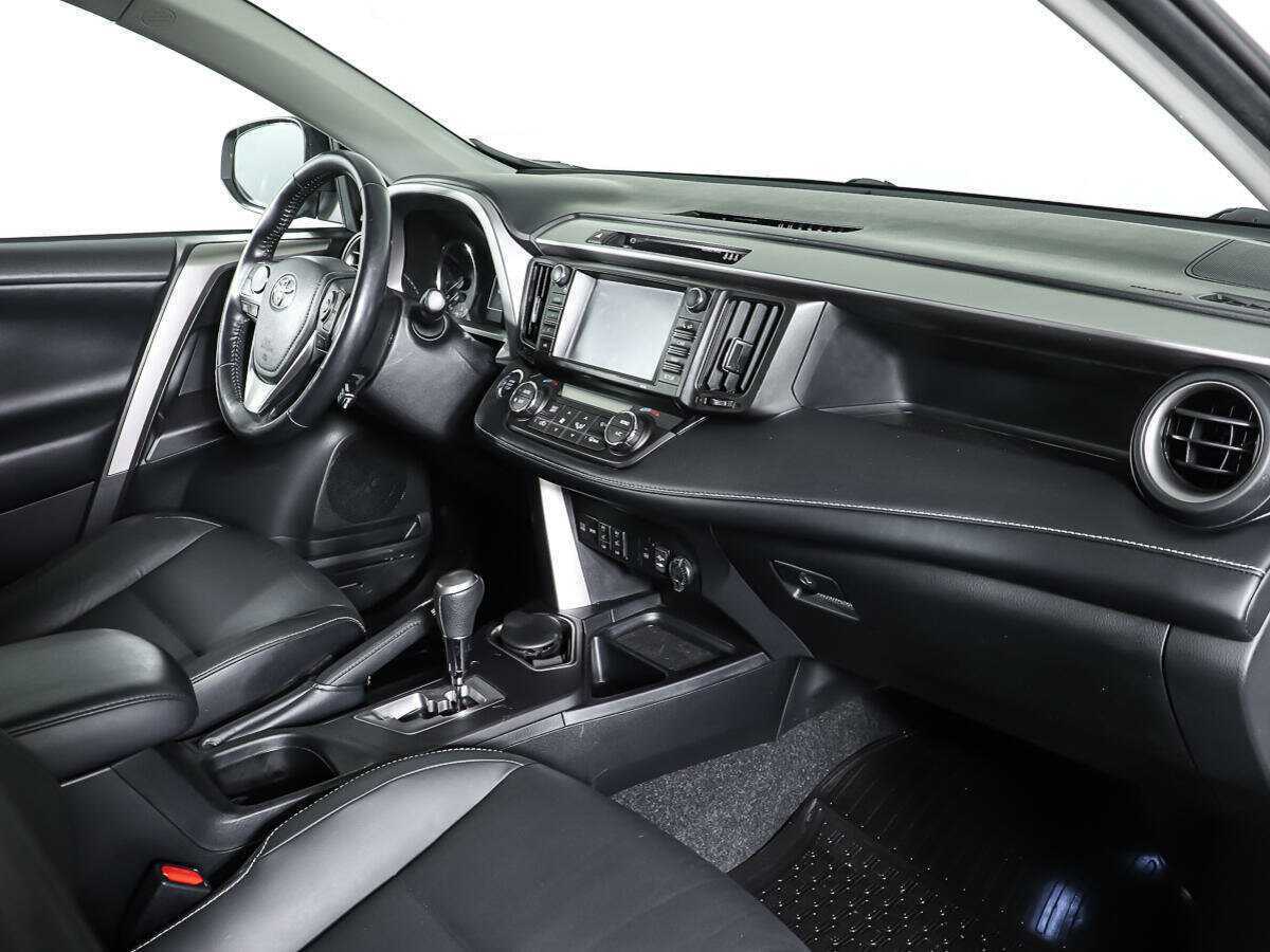 Toyota RAV4, 2018 - 130 044 км. | Фото №8