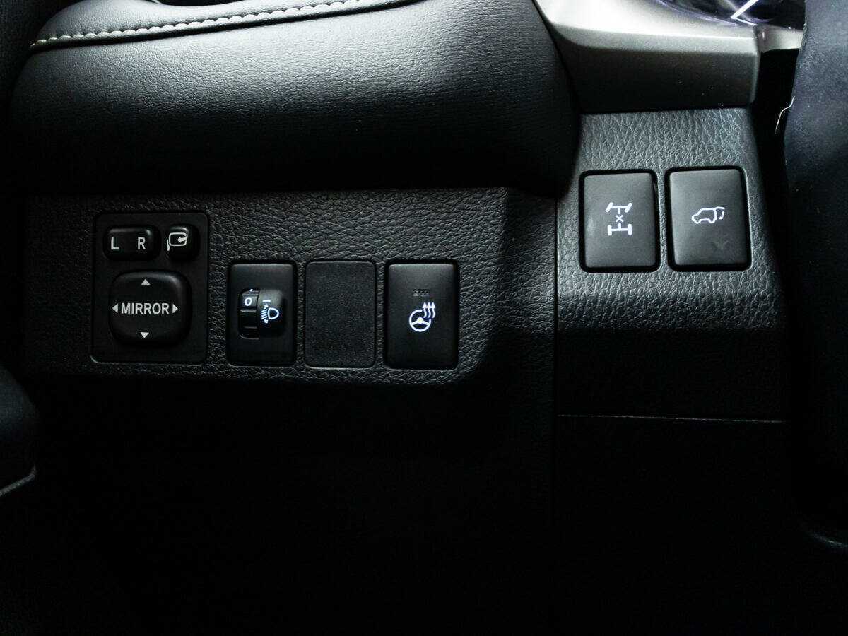 Toyota RAV4, 2017 Фото №18