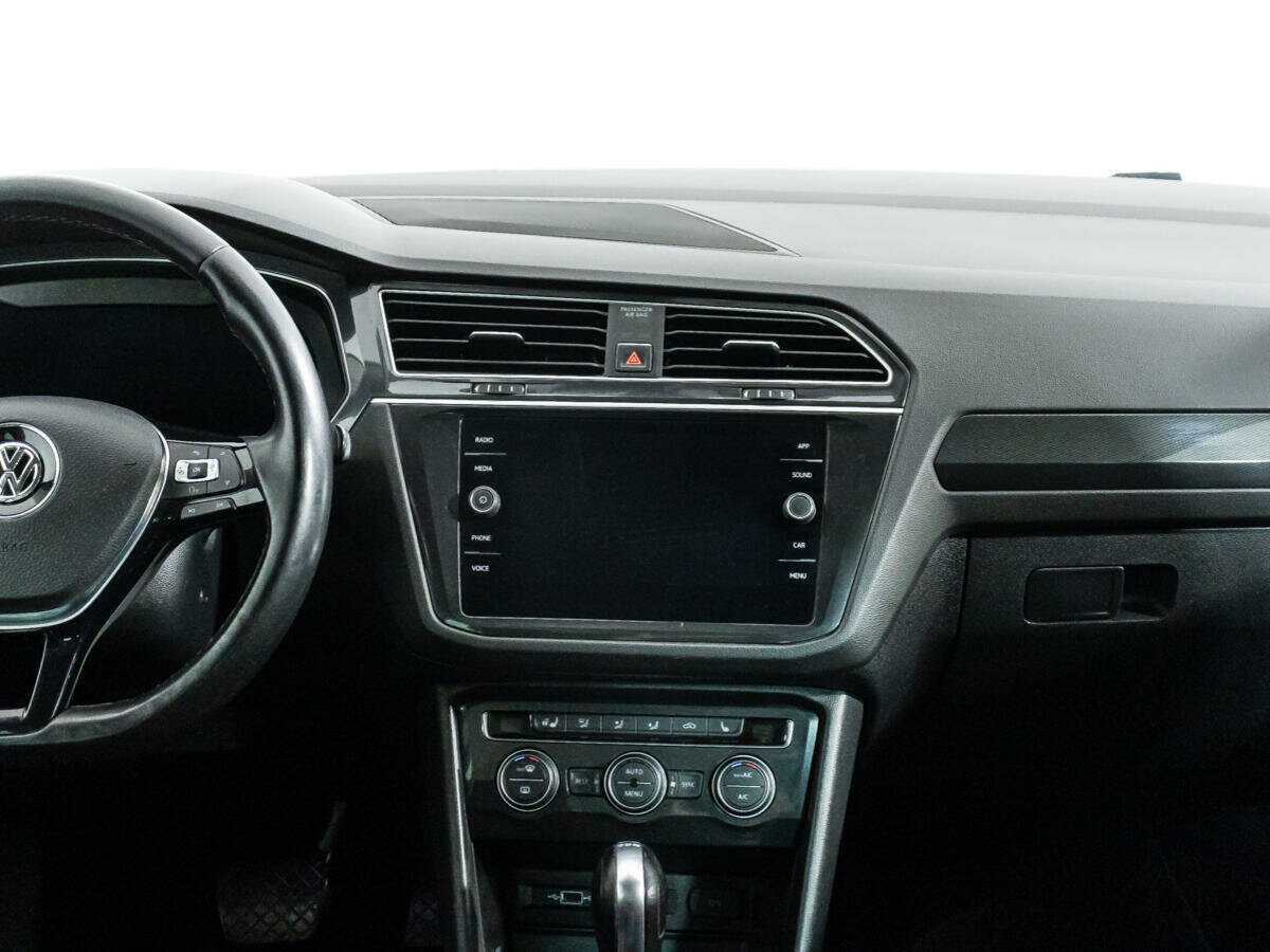 Volkswagen Tiguan, 2018 Фото №14