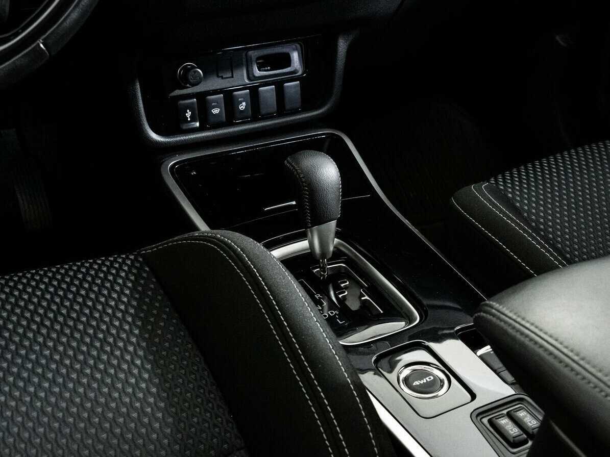 Mitsubishi Outlander, 2019 Фото №13