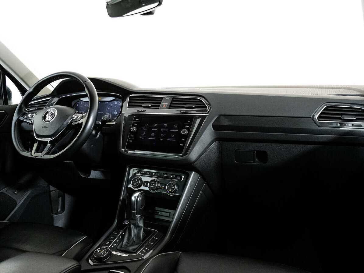 Volkswagen Tiguan, 2017 Фото №9