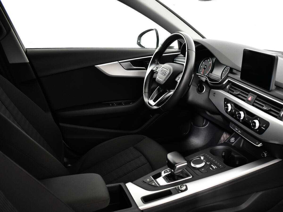 Audi A4, 2016 Фото №9