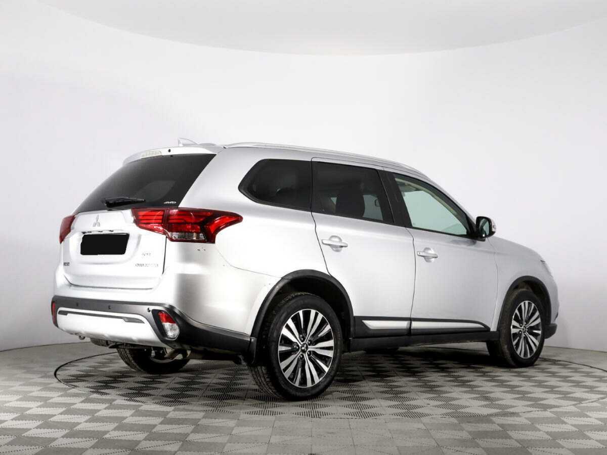 Mitsubishi Outlander, 2019 - 71 230 км. | Фото №4