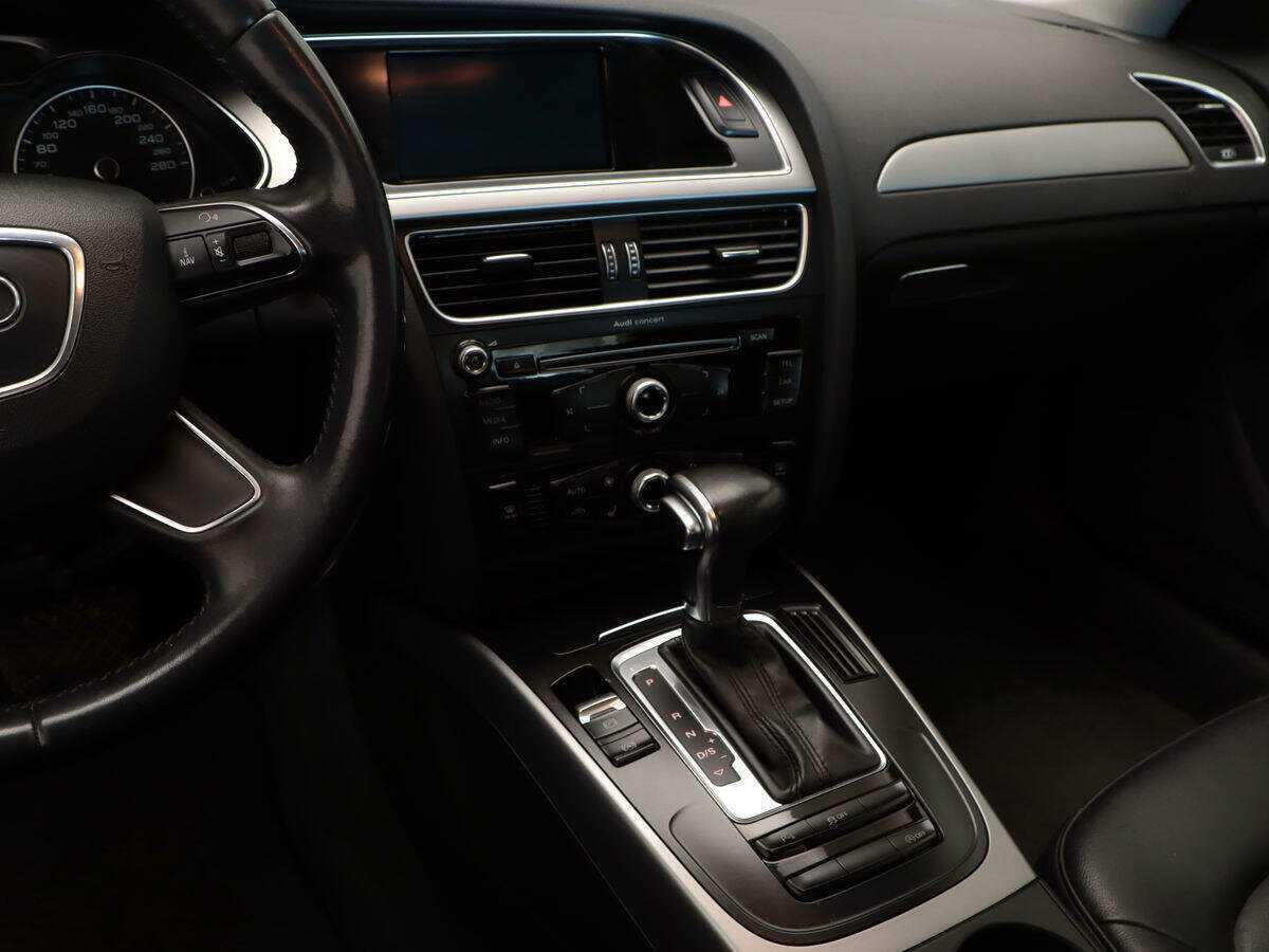 Audi A4, 2013 Фото №14