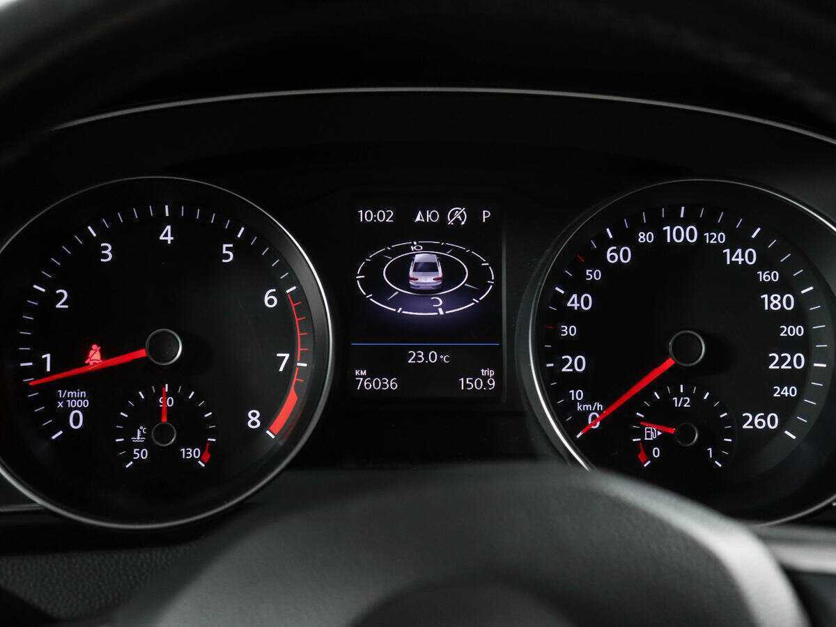 Volkswagen Passat, 2020 Фото №11