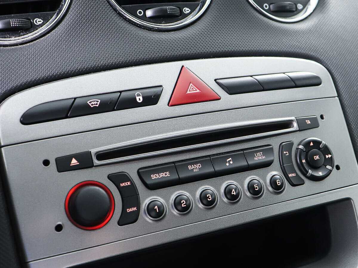 Peugeot 408, 2014 Фото №16