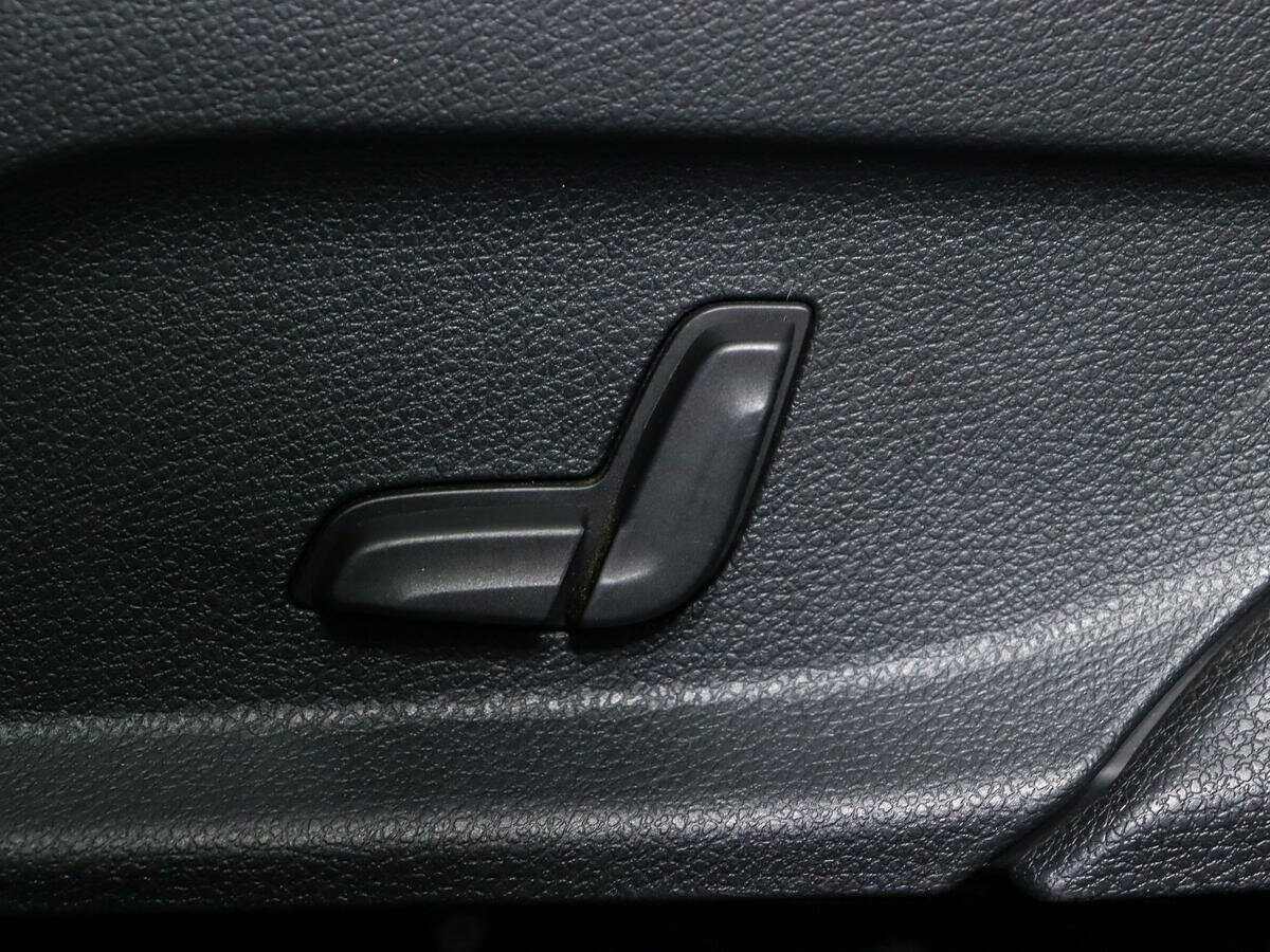 Mercedes-Benz E-Класс 200, 2017 Фото №17