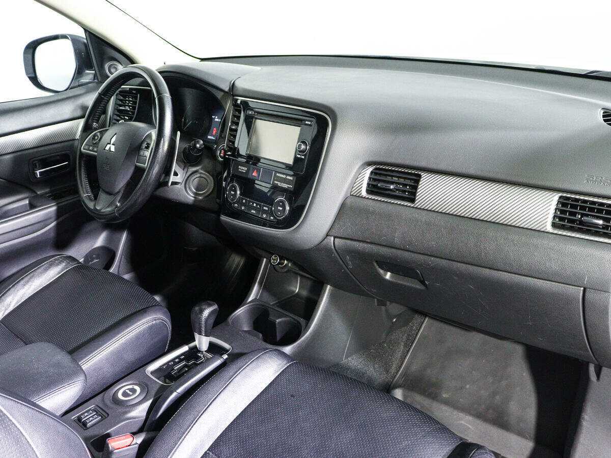 Mitsubishi Outlander, 2012 Фото №8