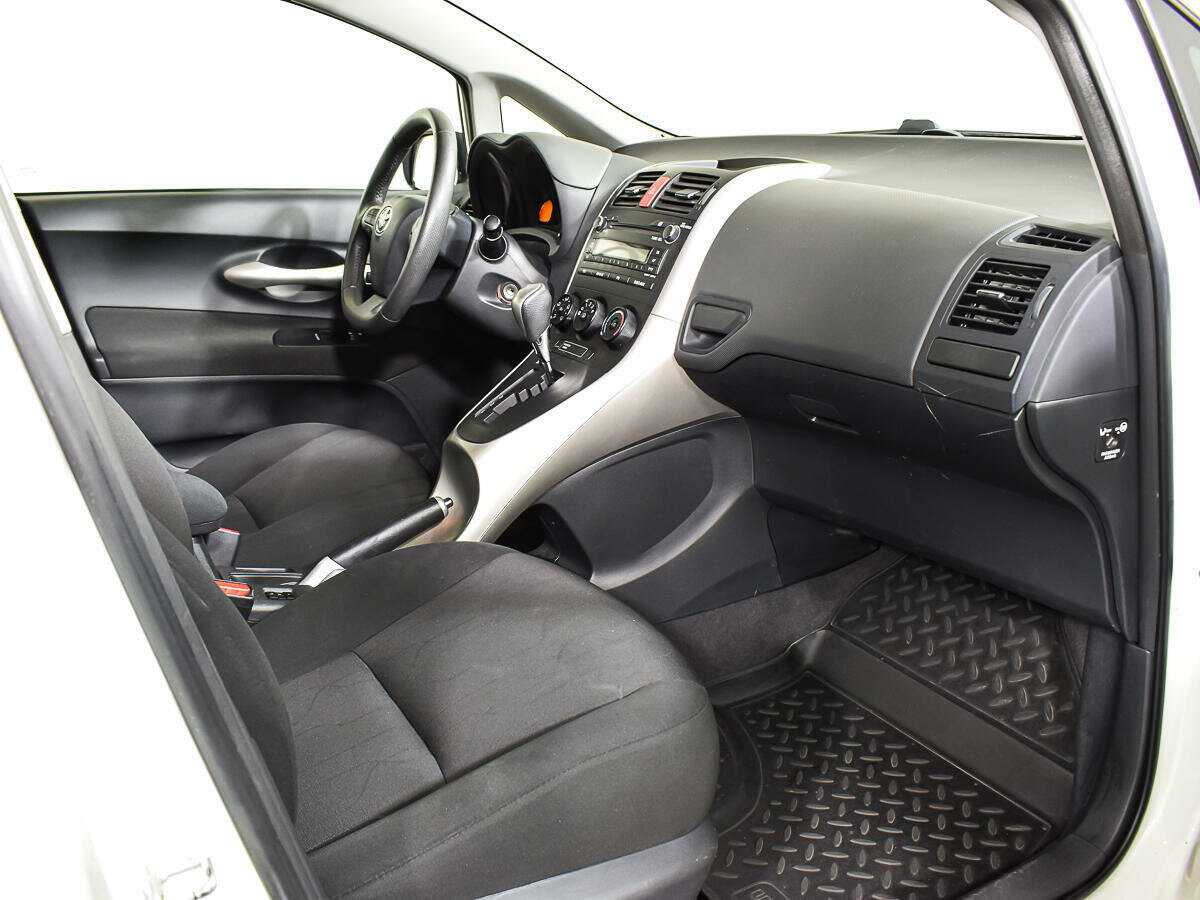 Toyota Auris, 2012 Фото №8