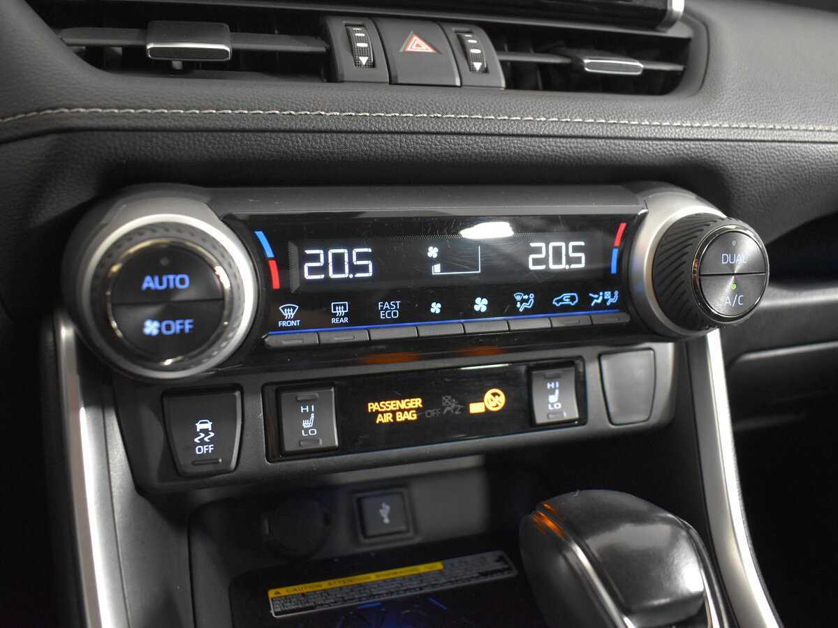 Toyota RAV4, 2021 Фото №22