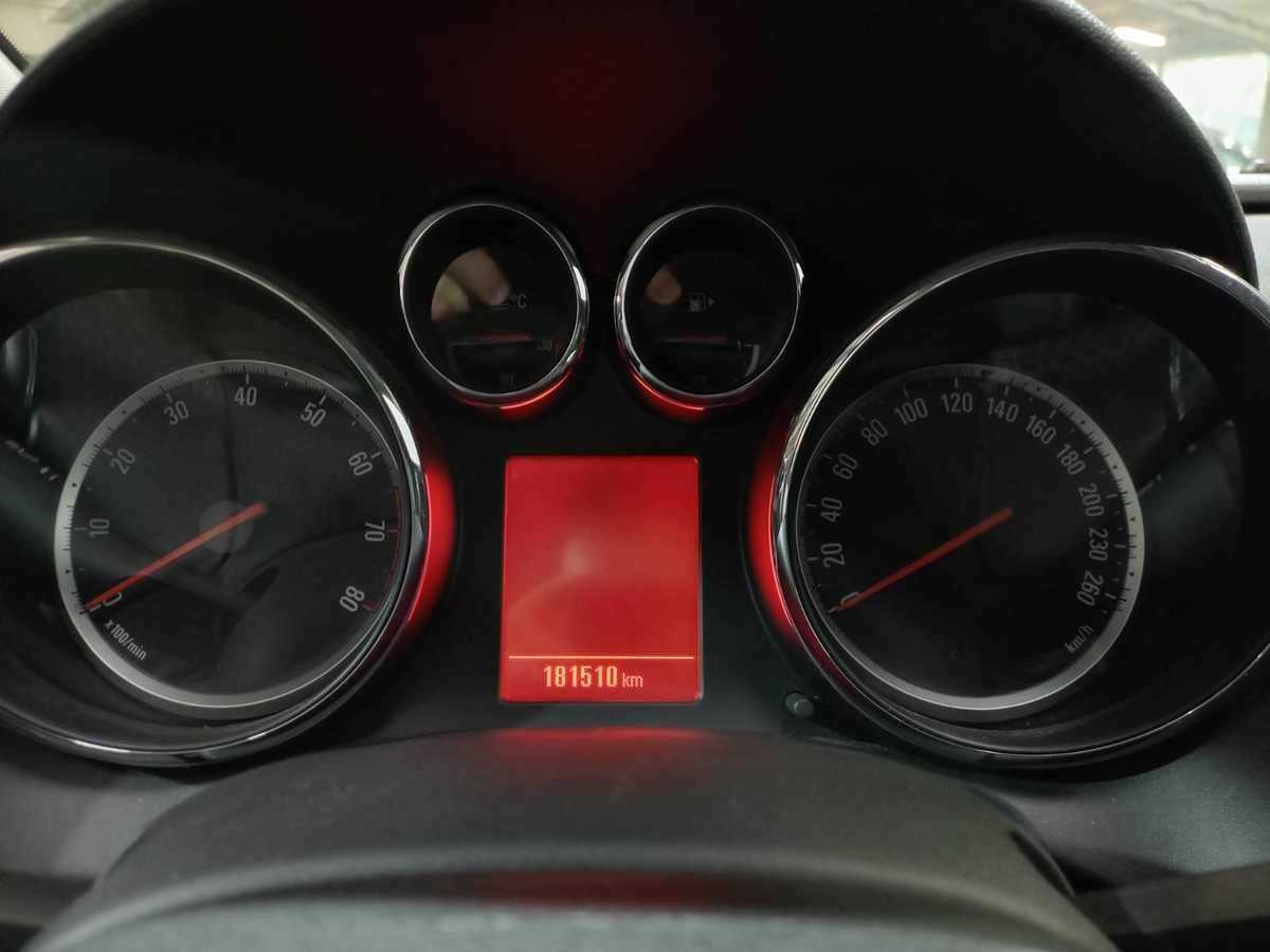 Opel Astra, 2012 Фото №13