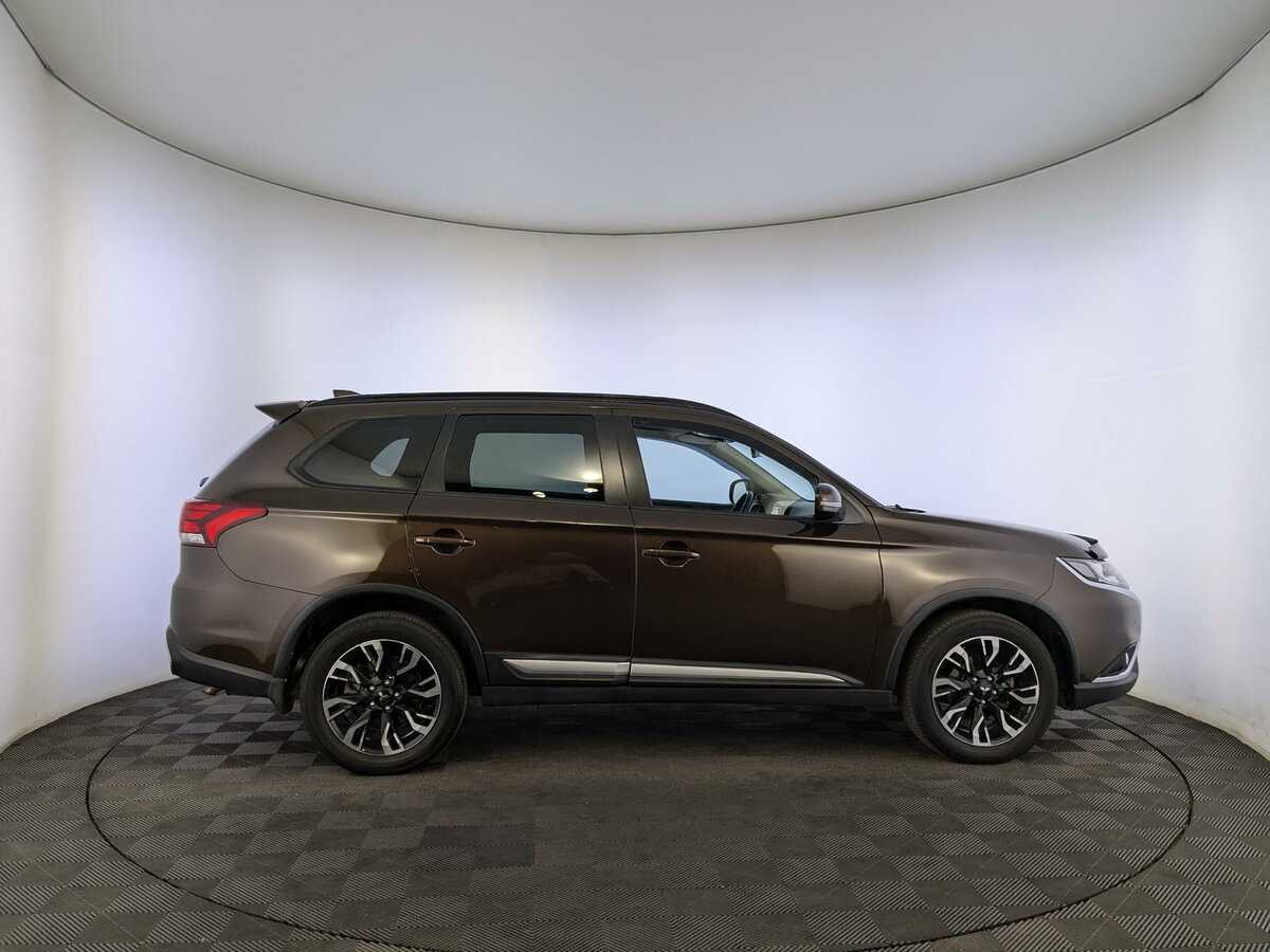 Mitsubishi Outlander, 2022 - 53 690 км. | Фото №4