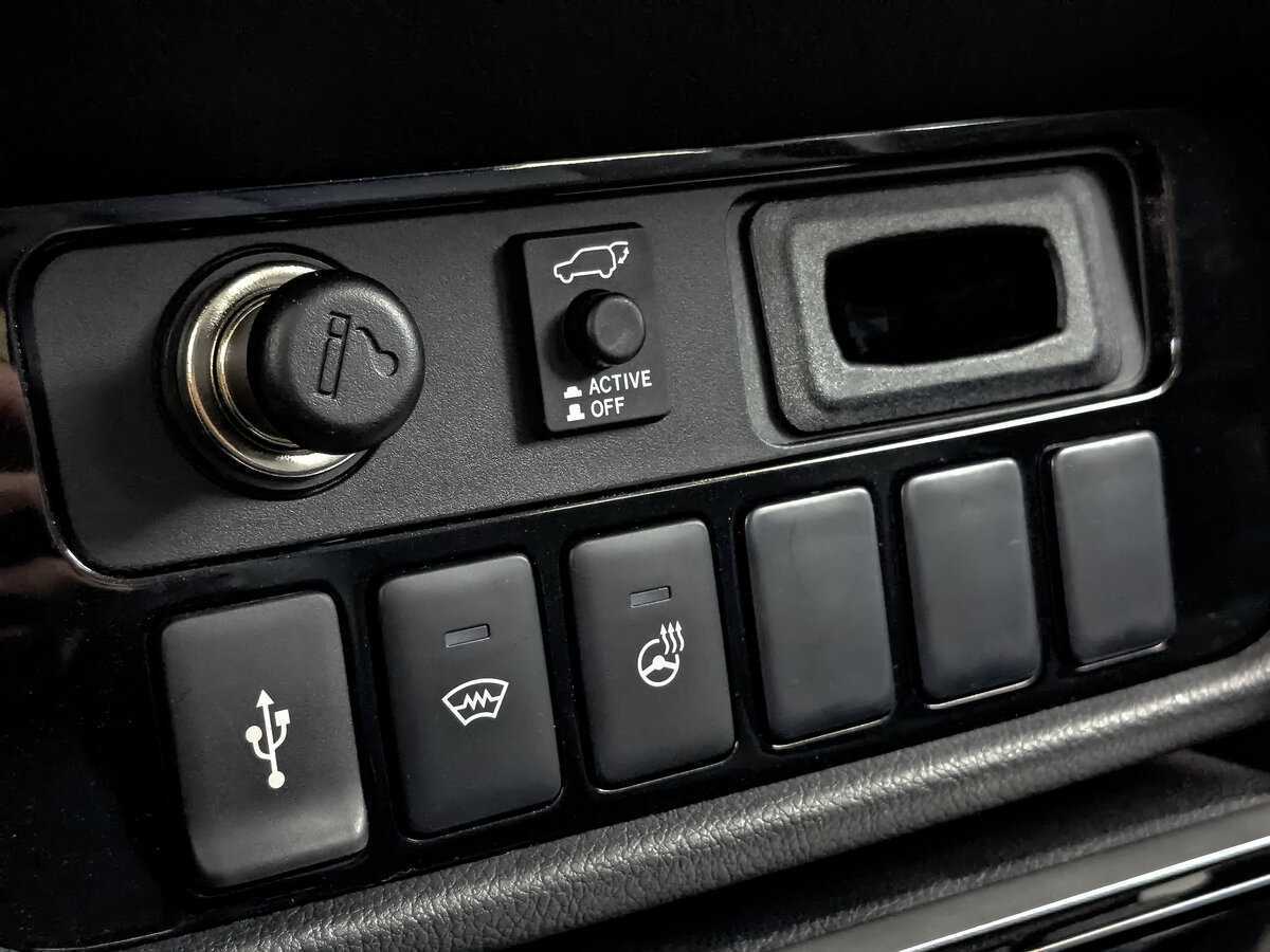 Mitsubishi Outlander, 2022 Фото №17