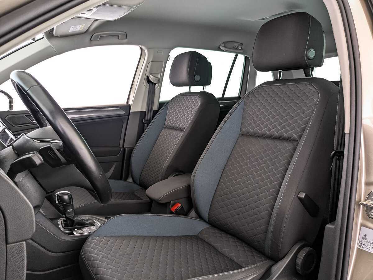 Volkswagen Tiguan, 2019 Фото №16
