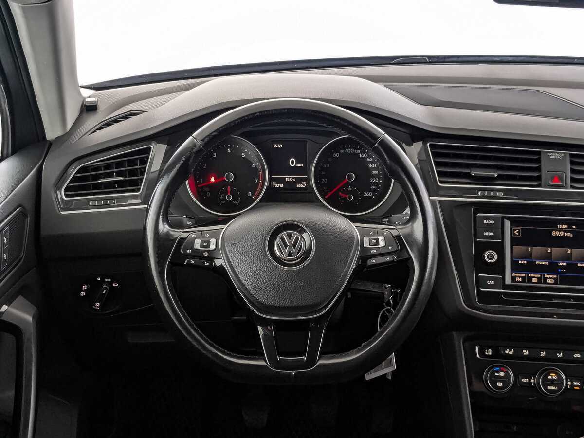 Volkswagen Tiguan, 2019 Фото №18
