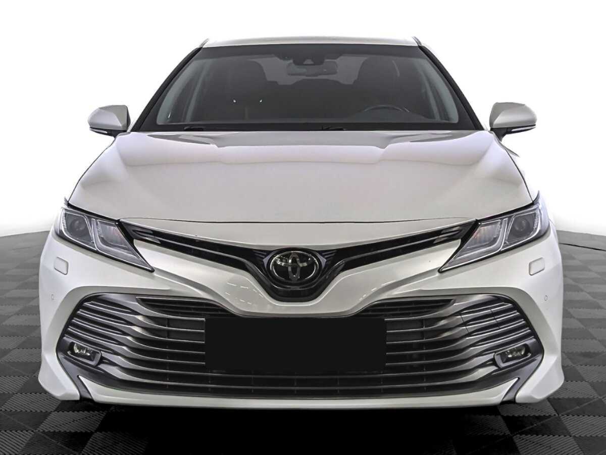Toyota Camry, 2021 - 68 105 км. | Фото №2